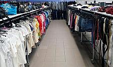 Kobiety ruszają na łowy. Otwarto największy na Białołęce second-hand