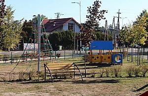 Rośnie plac zabaw na Bukowcu. Dzięki mieszkańcom