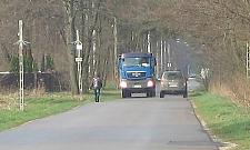 Bunt na Zdziarskiej. "Syn idzie 2,5 km piechotą do przystanku"