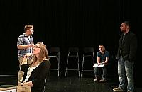 "Mamrowcy" poka�� "Teatrowc�w" na nowej scenie BOK-u