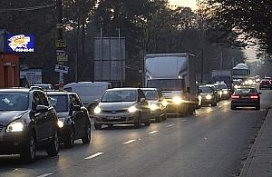 Radość, godz. 16.00. Korek po horyzont
