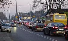 Radość, godz. 16.00. Korek po horyzont