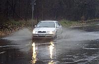 Kałuża-gigant na Klasyków to... klasyk