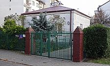 Najkrótsza uliczka na Bemowie? Poznajcie Kołczana i historię Górc