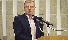 Bazar Trocka, dyskusje, próba odwołania przewodniczącego. Gorąca sesja