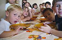 Wola funduje śniadania dla uczniów