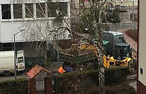 Pękła rura na Kwitnącej. Wciąż nie ma wody