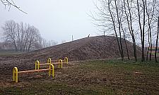 Mamy górkę saneczkową. Co myślicie o schodach?