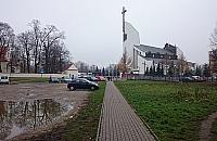 Blok zamiast parkingu przy kościele na Wawrzyszewie?