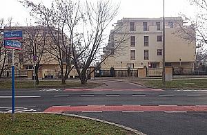 Rowerem po Wrocławskiej: pasy i sierżanty