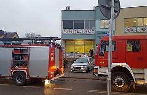 Ewakuacja szkoły przy Mehoffera