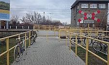 Absurdalny parking rowerowy