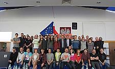Zjesz pięć pączków w minutę? Wygraj kurs gotowania
