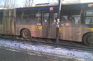 Dlaczego autobusy MZA są takie brudne?