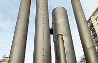 Kominy z czerwonym dymem, czyli polsko-niemiecka akcja w Muzeum Woli.