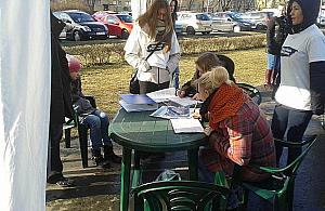 Protest przeciwko nowym blokom na Broniewskiego