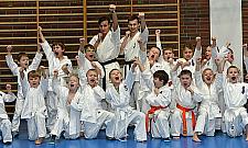 Karate - od dziecka do czarnego pasa. Masters Dojo trenuje całe rodziny