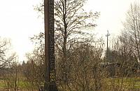 Krzyż przy Borowieckiej. Czy to pamiątka z 1887 roku?