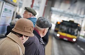 Kłopotliwy przystanek "na żądanie". Kierowca: pasażerowie źle machają