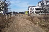 Oczary - polna droga pośrodku cywilizacji