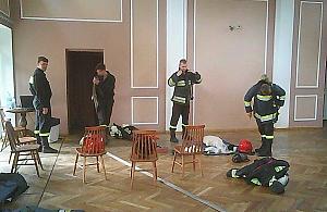 Zabawa w remizie w Radości?