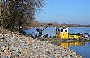 Prom i statek do Młocin na wakacje
