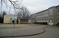 Podstawówka przy Samogłoska zyska piętro dla przedszkolaków