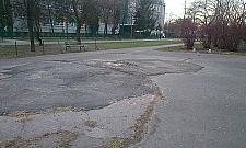 Przemiana podwórek na Bródnie. "Przegonimy szarość blokowiska"