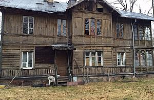 Białołęcki świdermajer w ruinie. Ratujmy póki czas!