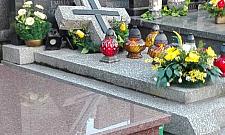 Starszy człowiek demolował groby na Cmentarzu Bródnowskim