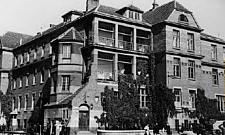 Niezwykłe zdjęcia z Woli: co było, co jest, co pozostanie?