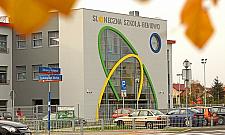 Burmistrz kontra burmistrz. Spór o nową szkołę