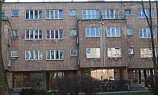 Uśmiechnięty galeriowiec na Kole