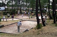 Boisko do gry w bule i biblioteka na Kępie Potockiej