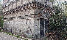 Niesamowity budynek na Jelonkach