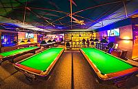 Nauczą Cię gry w bilard. Za darmo!