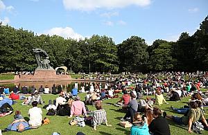 Koncerty Chopinowskie i ogród kwiatowy w Łazienkach