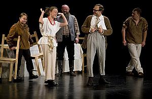 Dużo humoru i groteski na deskach BOK