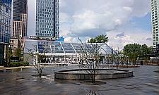 Plac Europejski otwarty. Azjatycka elegancja w centrum Warszawy