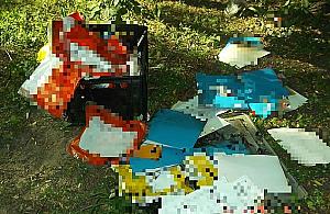 Kto porzucił na Wrzecionie paczki z listami?