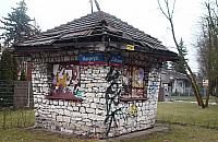 Osobliw� budk� z Falenicy przejm� rowerzy�ci?