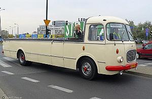 Ogórkiem cabrio przez Białołękę