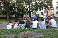 Ludzie często siedzą na ławce? To trzeba ją zlikwidować