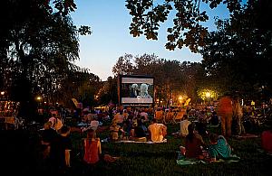 Wraca filmowe lato. Do wyboru trzy plenerowe kina