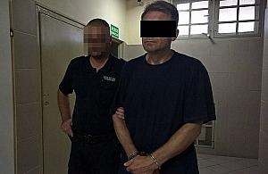 Zdejmował kobietom majtki i uciekał