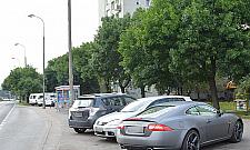 Samochodowa plaga na Bródnie. Parkują nawet na przystankach