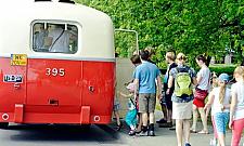 "Świńskim ryjkiem" odwiedzamy białołęckie zakony