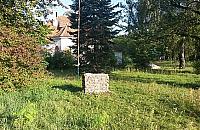 Z Fortu Bema znikn�a rze�ba