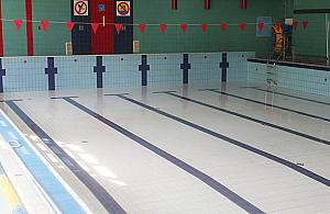 Basen przy Światowida wraca po remoncie. Czynny do 22:00