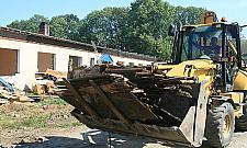 Dom samotnej matki zburzony. "Kobietom wciąż można pomóc"